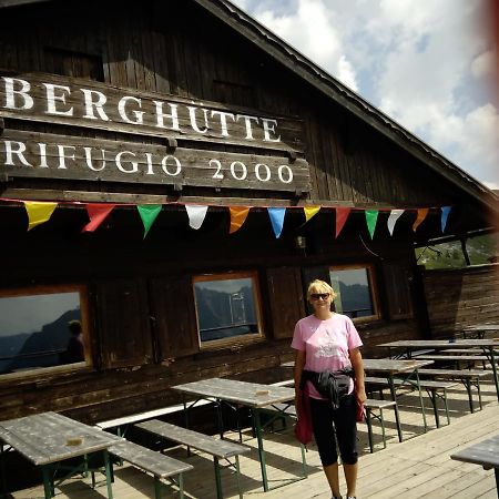사파다 Rifugio 2000 호스텔 외부 사진